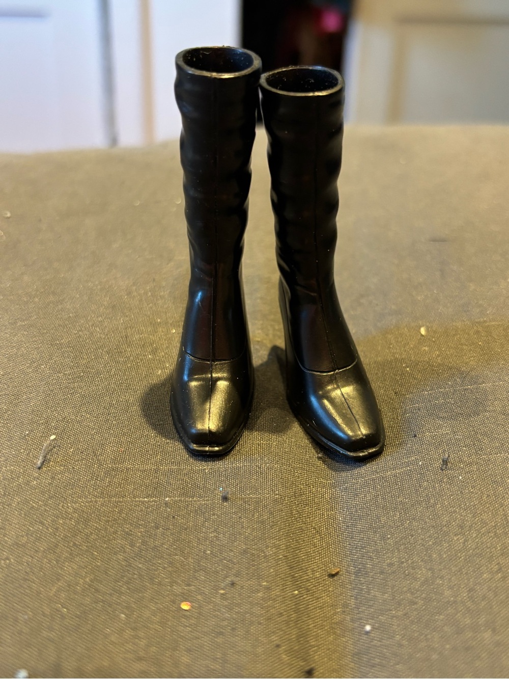 Bratz Welcome to Fabulous - Tiana- Black Heels